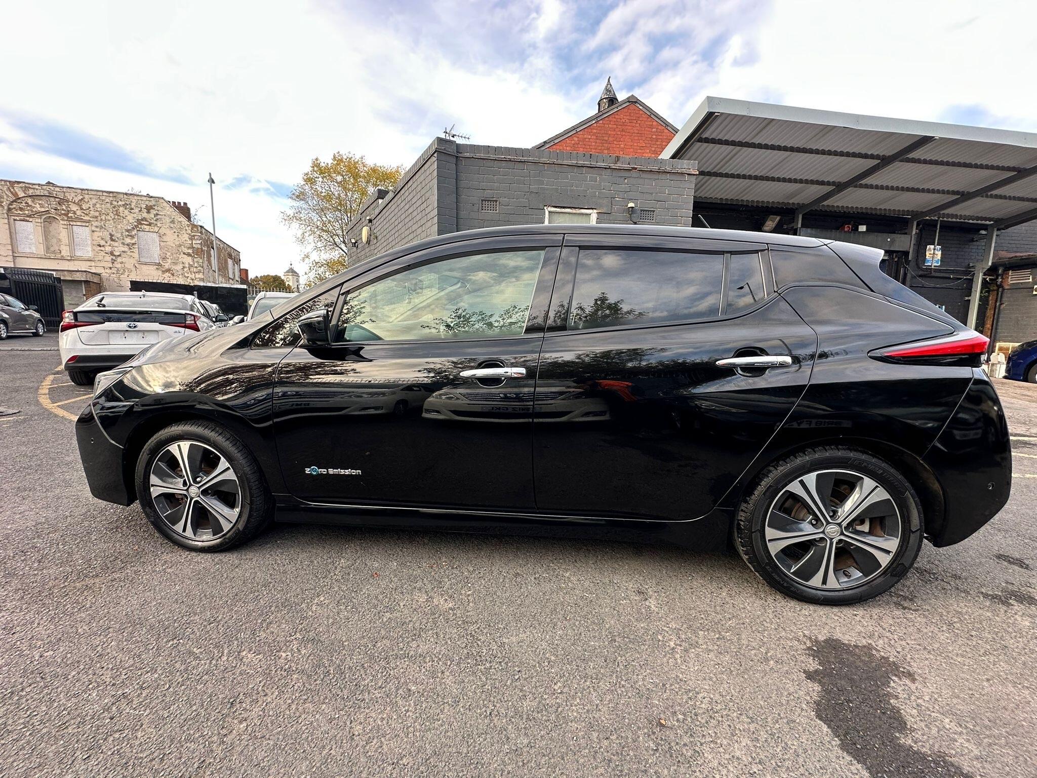 Nissan Leaf - 40kWh Tekna Auto 5dr - Hatchback (2017 - 2025) Image